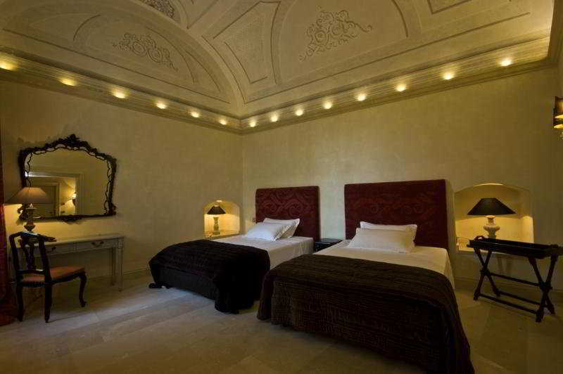 Palazzo Gattini Luxury Hotel Матера Номер фото
